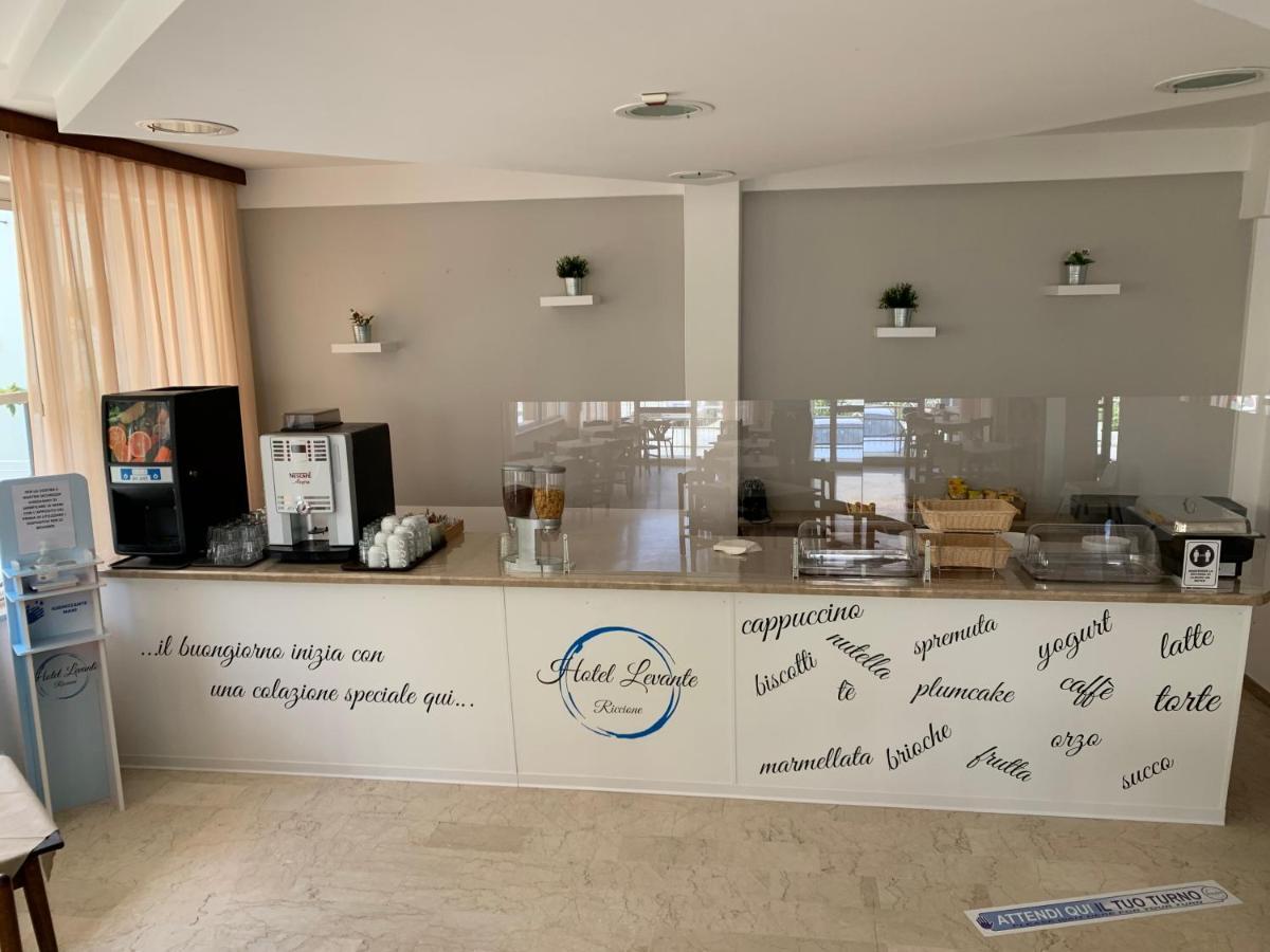 Hotel Levante Convenzionato Oltremare E Italia In Miniatura 里乔内 外观 照片